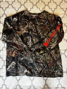 Carhartt Mossy Oak Realtree Camo Long-Sleeve Shirt with Orange Logo